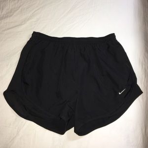 Black Nike shorts